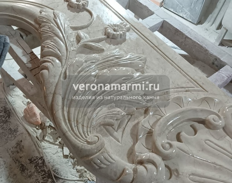 Резные детали для камина из мрамора Крем марфил